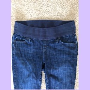 GAP Jeans - Maternity Skinny Jeans with Elastic Waist GAP Jeans - Maternity Skinny Jeans with Elastic Waist